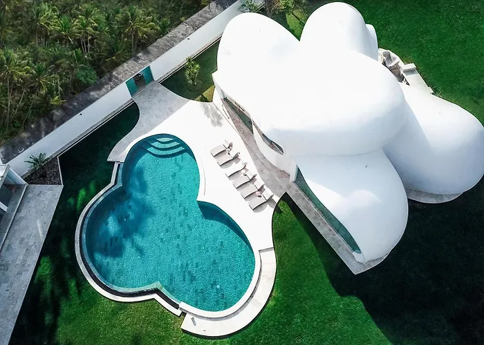 Boutique Complex Sensation Selemadeg